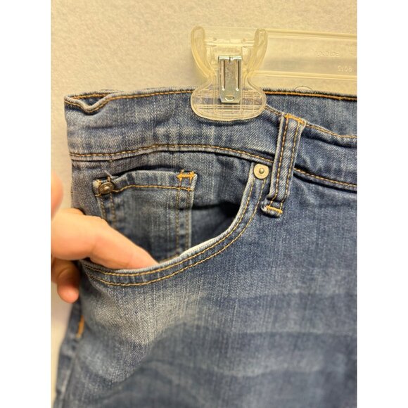 Gap Premium Straight Crop Jeans Capri Cuffed Distressed Size 14/32 Med Wash Crop - Picture 3 of 10